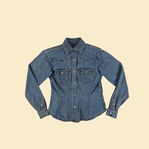 1990s XS denim shirt, vintage western-cut womens snap clasp denim blouse
